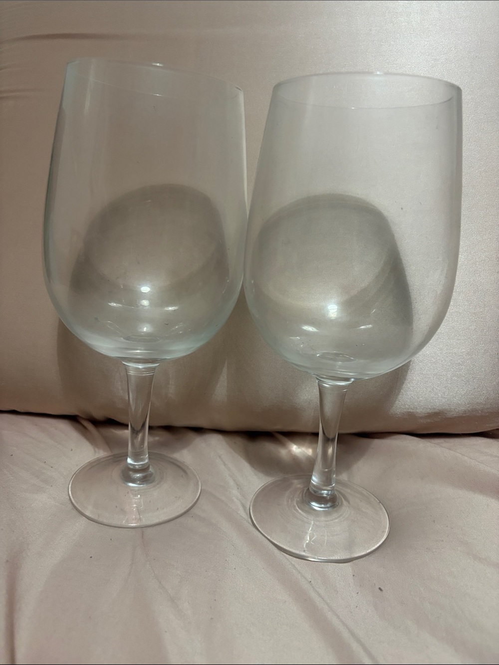 Clear Wine Glasses - Set of 2